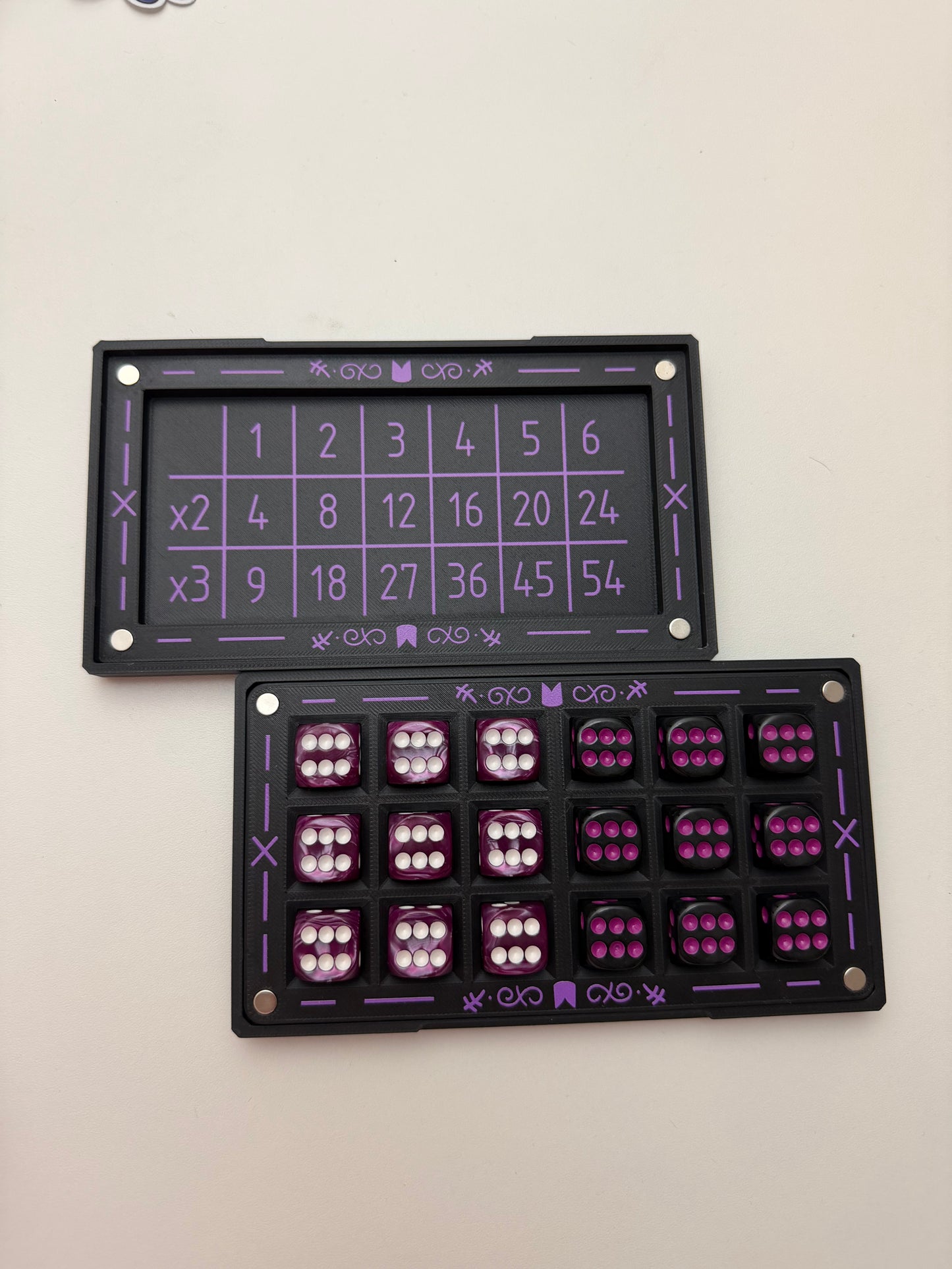 Knucklebones Dice Box: Shamura (Inspired by Cult of the Lamb)